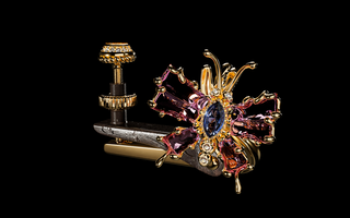 Tourmaline papillon side view